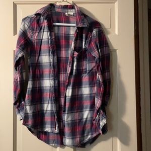 Long sleeve button up shirt